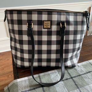Dooney & Bourke Handbag